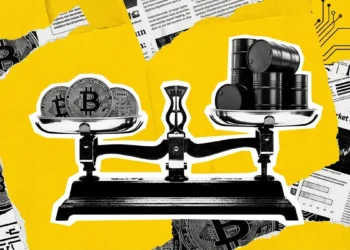 رابطه قیمت بیت کوین و نفت، تاثیر نفت روی قیمت بیت کوین، با رشد نفت قیمت بیت کوین چه تغییری میکند